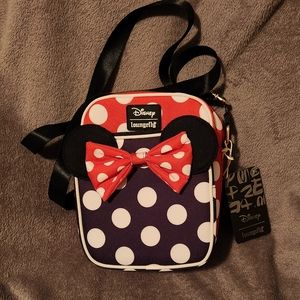 NEW LOUNGEFLY - Disney Minnie Rocks The Dots Passport Crossbody Bag